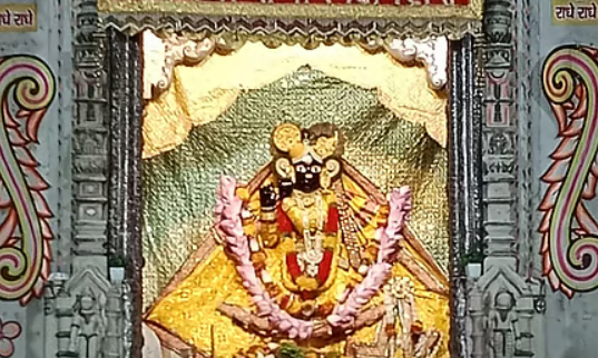 मथुरा में 54 साल बाद खुला बांके बिहारी का खजाना: चांदी के बर्तन और रहस्य बने खाली संदूक