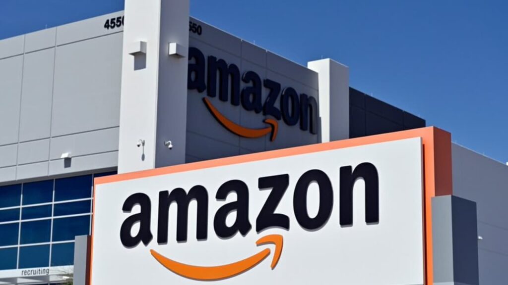 Amazon Layoffs के चलते 30000 कर्मचारियों की छंटनी: कारण, प्रभाव और भविष्य की रणनीति