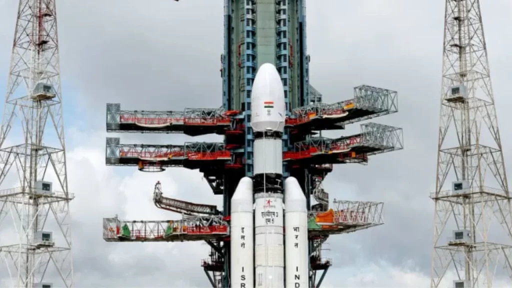 LVM3 रॉकेट की शानदार उड़ान: भारत ने CMS-03 (GSAT-7R) नौसेना सैटेलाइट के साथ अंतरिक्ष में नया कीर्तिमान स्थापित किया