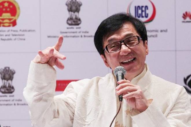 Jackie Chan rumors से फिर परेशान, फैन्स के लिए राहत की बात - 71 वर्षीय एक्शन स्टार पूरी तरह स्वस्थ और सक्रिय
