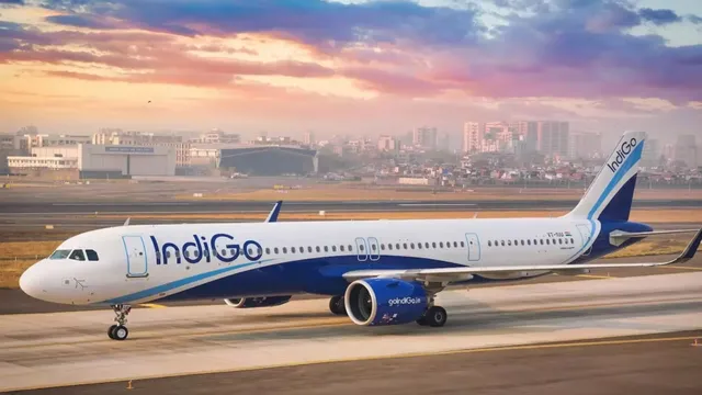 Indigo उड़ानें रद्द और लेट, नए नियमों ने मचाया हाहाकार: यात्रियों को भारी परेशानी और लंबा इंतजार