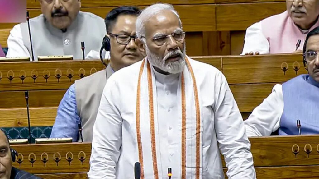 लोकसभा में गूंजा ‘Vande Mataram’: मोदी के संबोधन से उठा सांस्कृतिक सम्मान और शब्दों की मर्यादा का सवाल