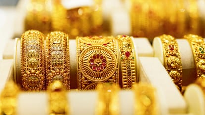 सोने की कीमत 2026 में 5000 डॉलर तक पहुंचेगी: सोसाइटी जनरल का पूर्वानुमान!